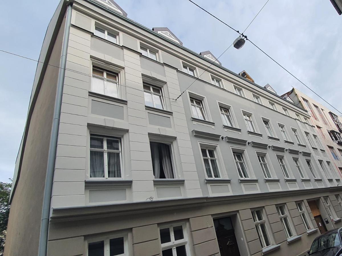 Old Town Apartament *